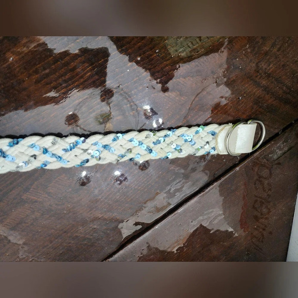 👸👖🩳  White Braided D-ring Belt with blue & silver sequins - Picture 9 of 13